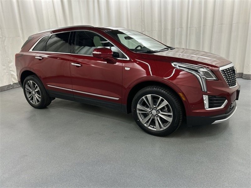 Certified 2022 Cadillac XT5 Premium Luxury w/ Technology Package image 1