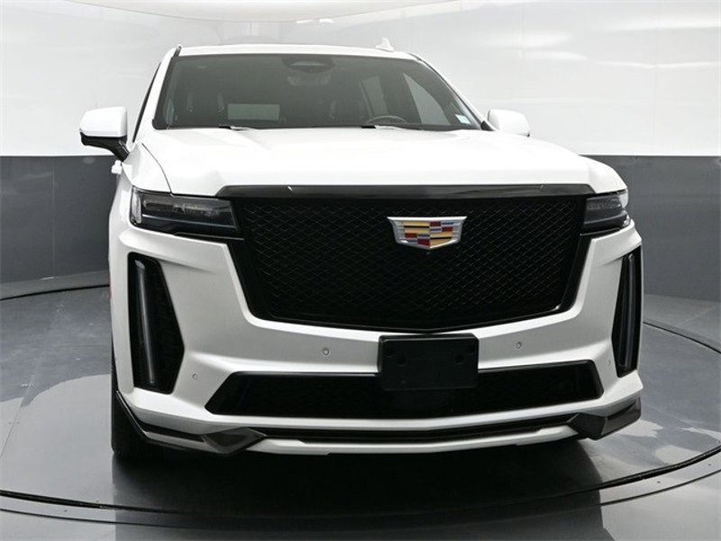 Certified 2023 Cadillac Escalade ESV V image 1