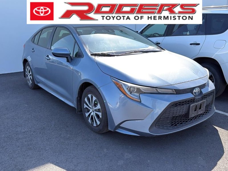 Certified 2022 Toyota Corolla LE image 1