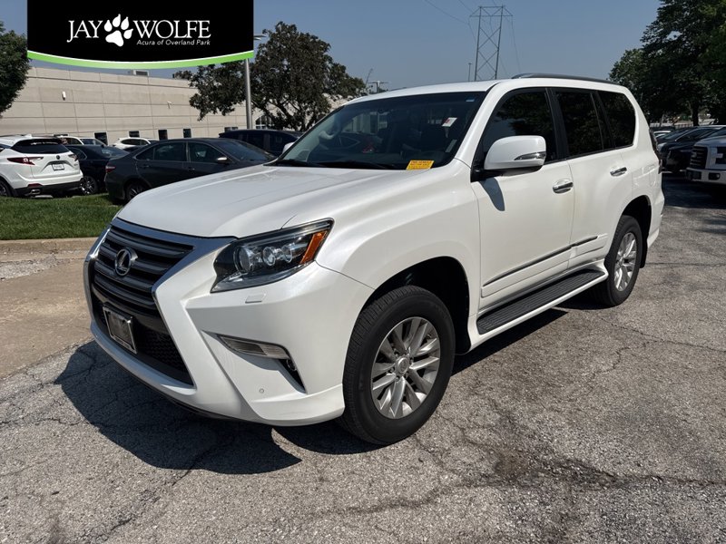 Used 2016 Lexus GX 460 image 1