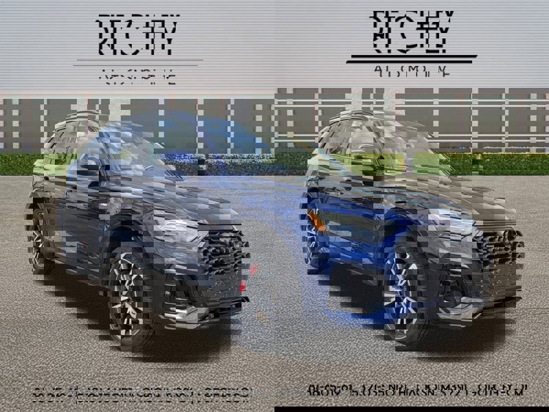 Certified 2025 Audi Q5 2.0T Premium Plus image 1