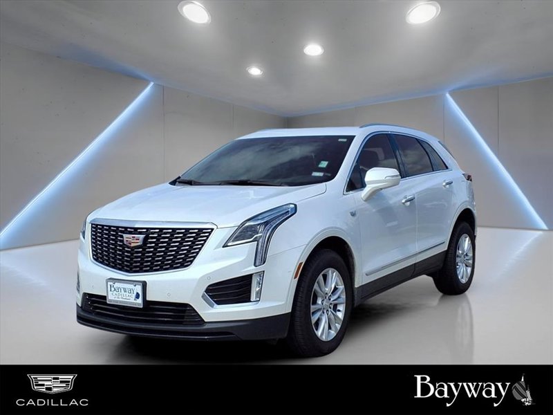 Certified 2025 Cadillac XT5 Luxury image 1