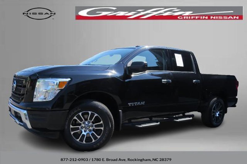 Certified 2021 Nissan Titan SV w/ SV Convenience Package image 1