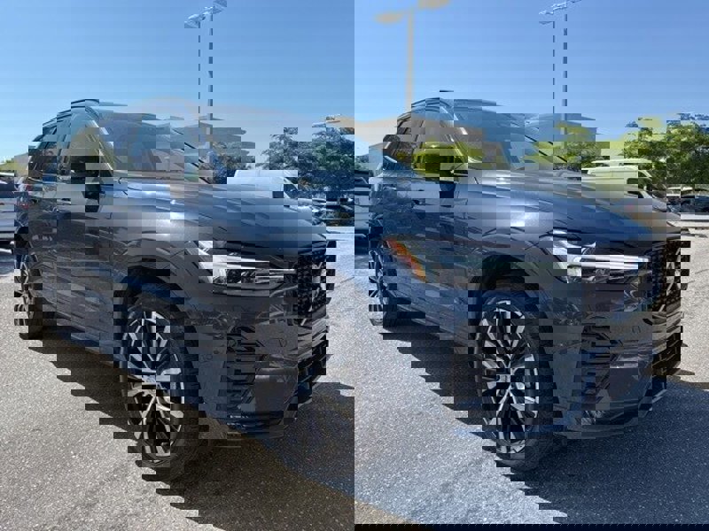 Certified 2024 Volvo XC60 B5 Plus w/ Protection Package Premier image 1