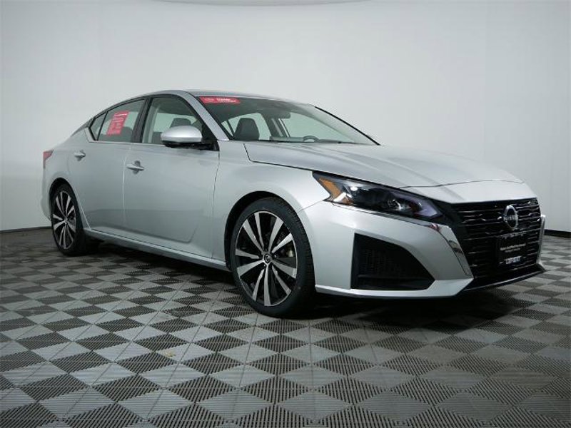 Certified 2023 Nissan Altima 2.5 SL image 1