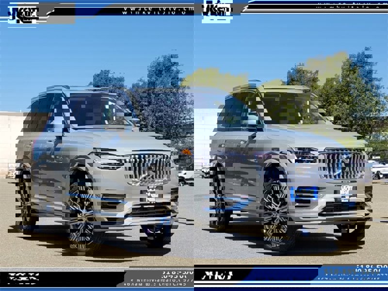 Certified 2025 Volvo XC90 T8 Plus w/ Protection Package Premier image 1