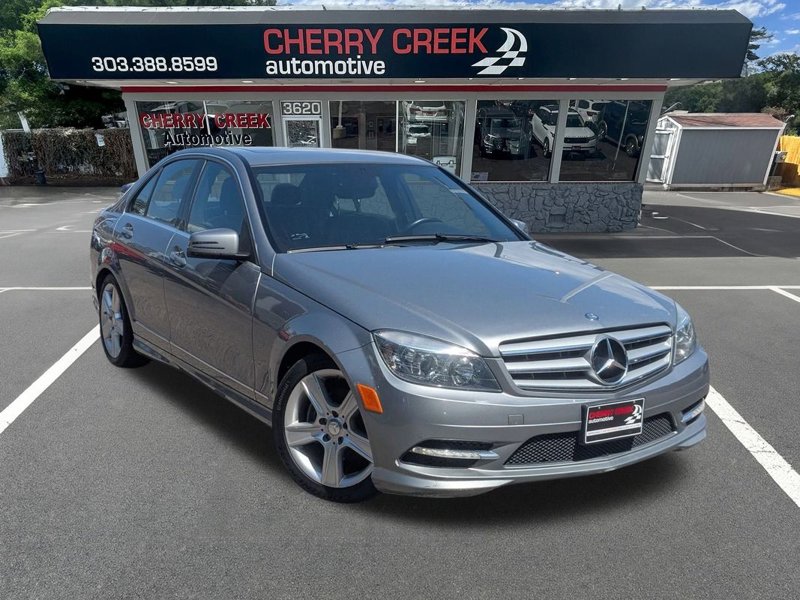 Used 2011 Mercedes-Benz C 300 4MATIC Sedan image 1