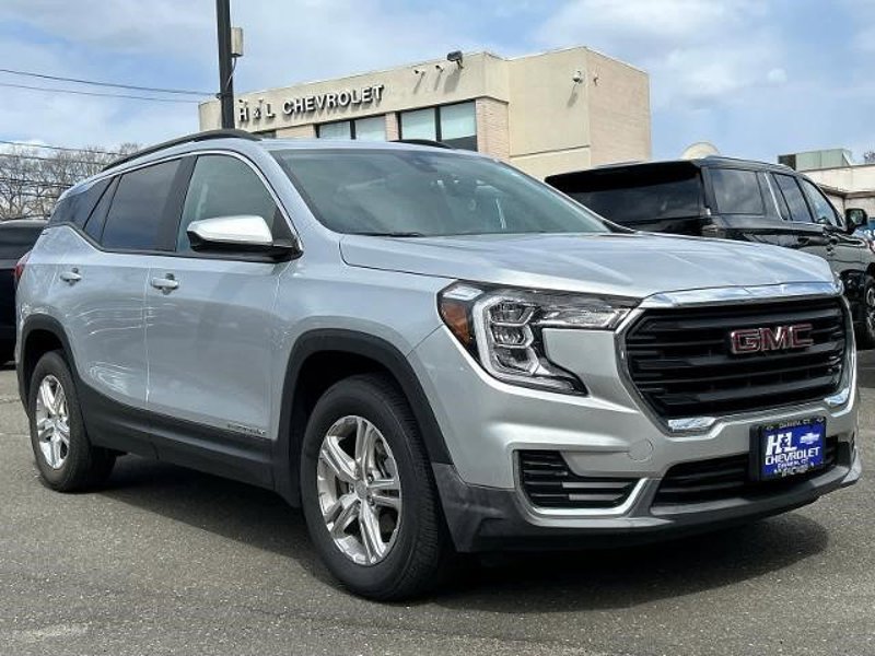 Certified 2022 GMC Terrain SLE w/ Driver Convenience Package image 1
