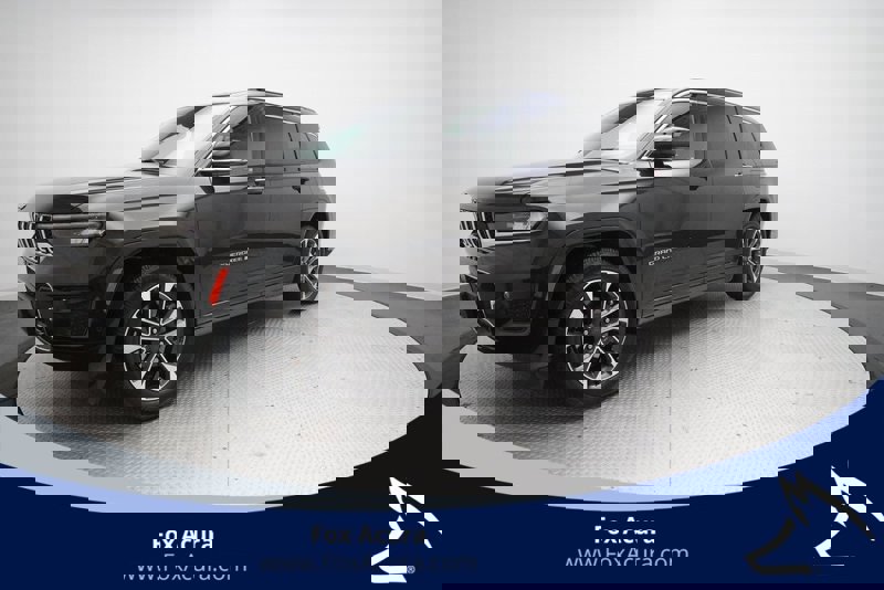 Used 2022 Jeep Grand Cherokee L Overland image 1