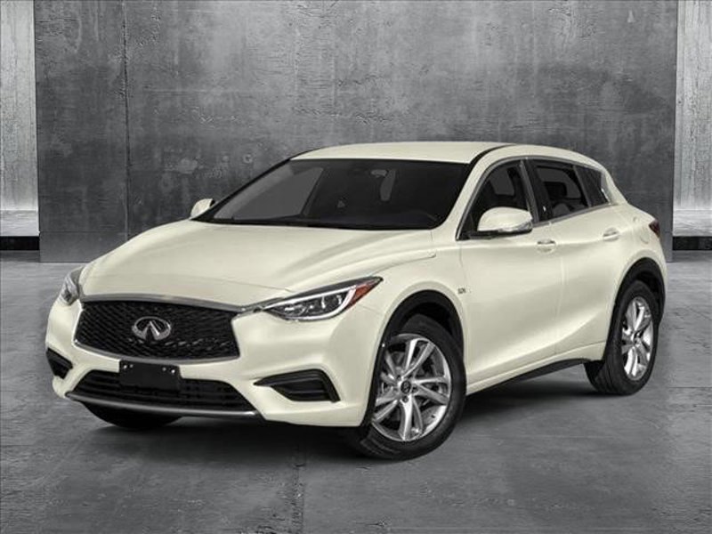 Used 2018 INFINITI QX30 Premium image 1