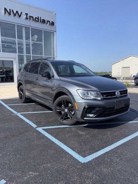 Used 2019 Volkswagen Tiguan SE image 1