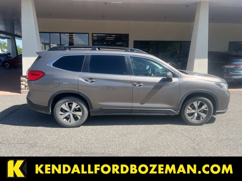 Used 2021 Subaru Ascent Premium w/ Convenience Package image 1