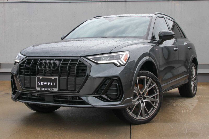 Certified 2025 Audi Q3 2.0T Premium Plus w/ Premium Plus Package image 1