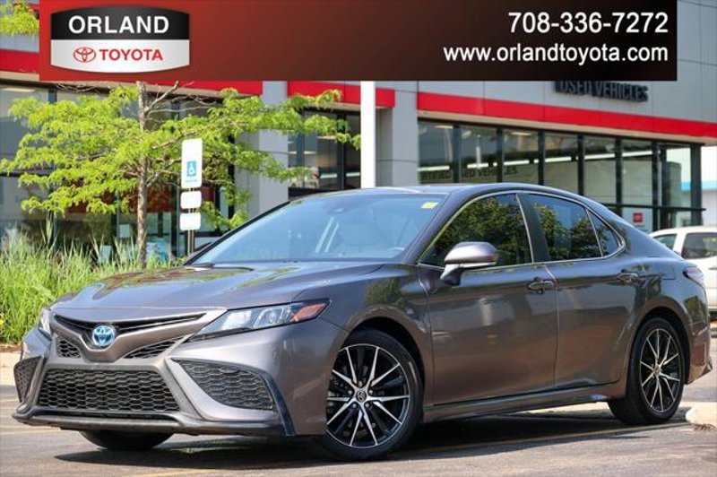 Certified 2022 Toyota Camry SE w/ Audio Upgrade Package image 1