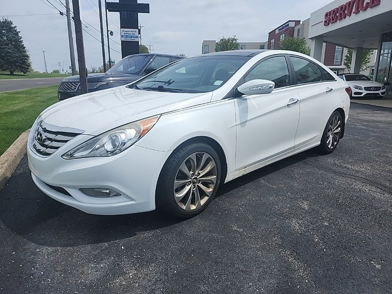 Used 2012 Hyundai Sonata Limited w/ Navigation Pkg image 1