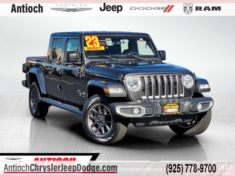 Certified 2023 Jeep Gladiator Overland image 1