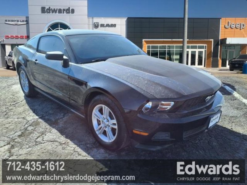 Used 2012 Ford Mustang Coupe image 1