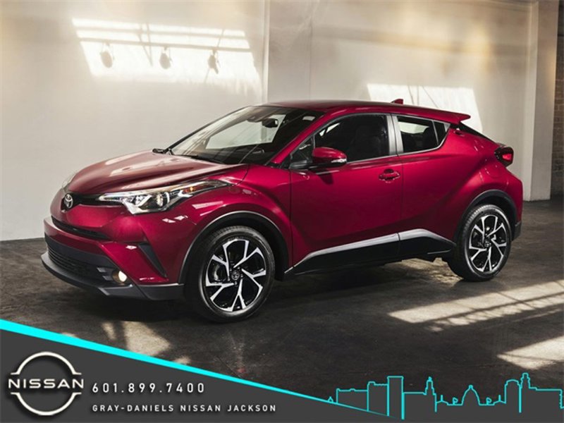 Used 2018 Toyota C-HR XLE image 1