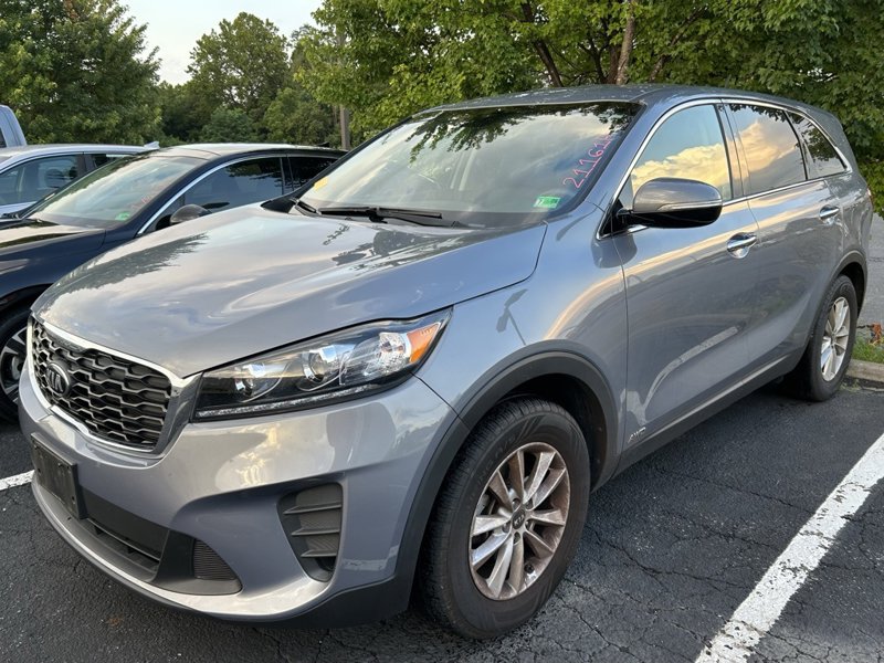 Used 2020 Kia Sorento LX image 1