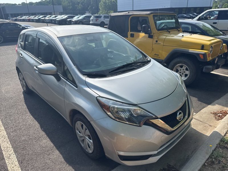 Used 2017 Nissan Versa Note SV image 1