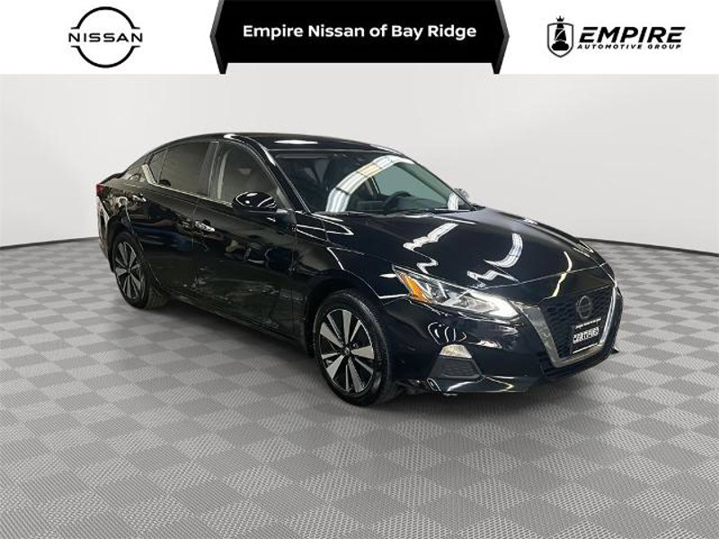 Certified 2020 Nissan Altima 2.5 SR w/ Premium Package image 1