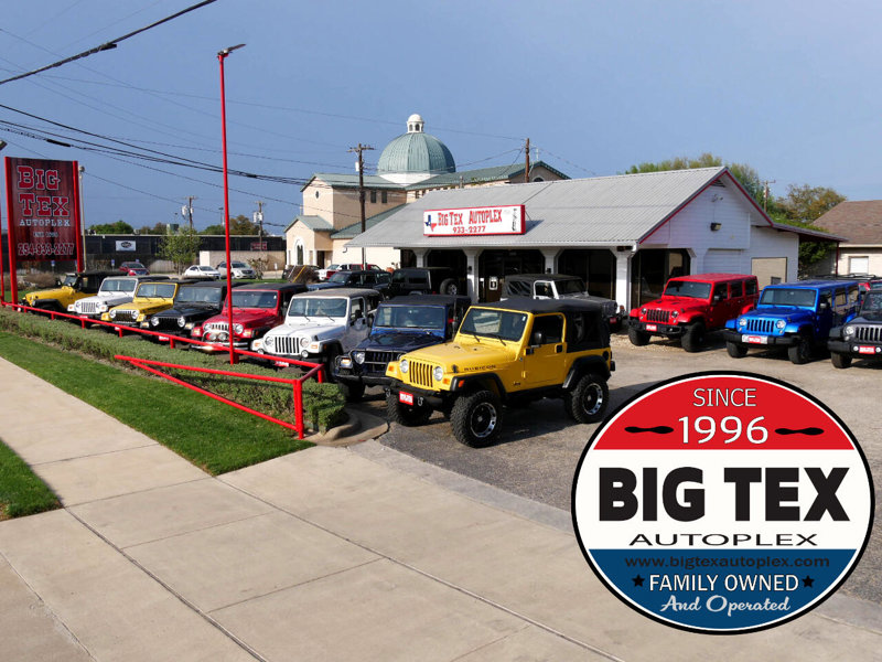 Used 2008 Jeep Wrangler Sahara w/ Dual Top Group image 1