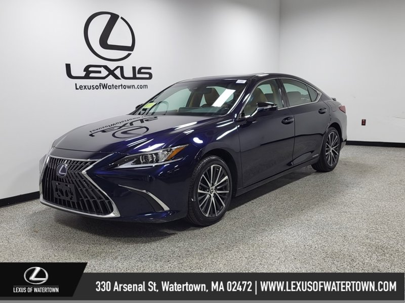 Certified 2022 Lexus ES 300h w/ Premium Package image 1