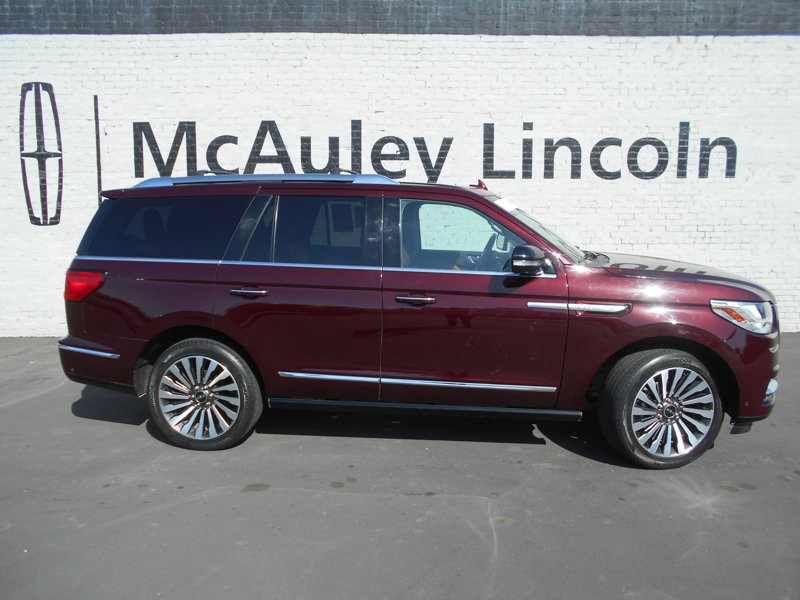 Certified 2021 Lincoln Navigator Reserve w/ Luxury Package image 1