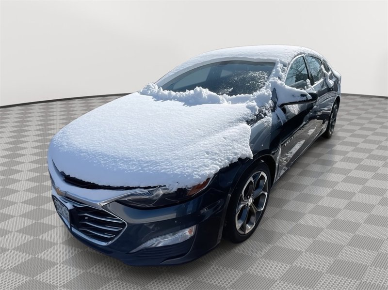 Used 2021 Chevrolet Malibu LT image 1