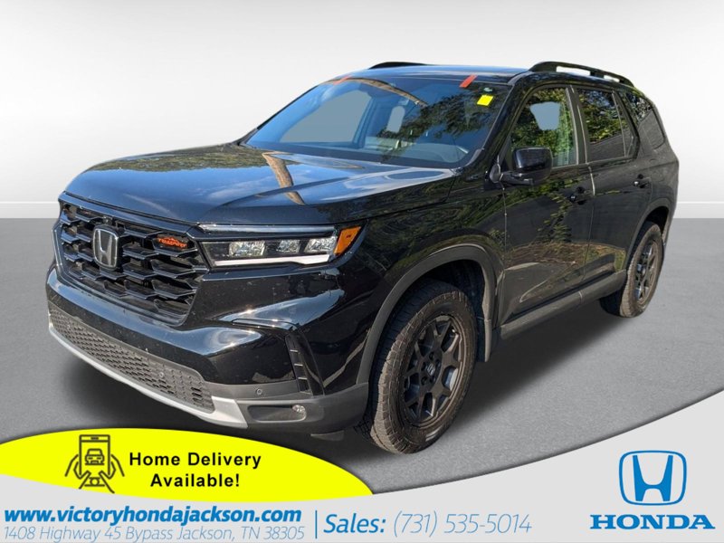 Certified 2025 Honda Pilot TrailSport image 1