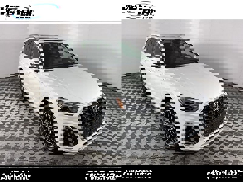 Certified 2025 Audi Q5 e Premium image 1
