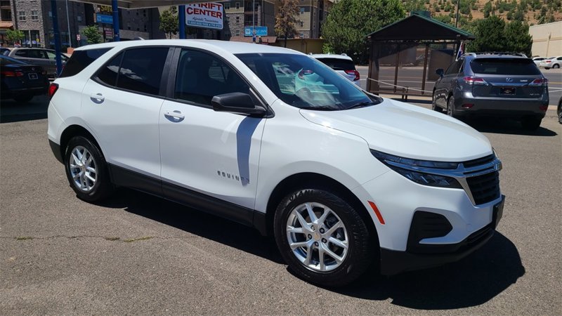 Used 2023 Chevrolet Equinox LS w/ LS Convenience Package image 1