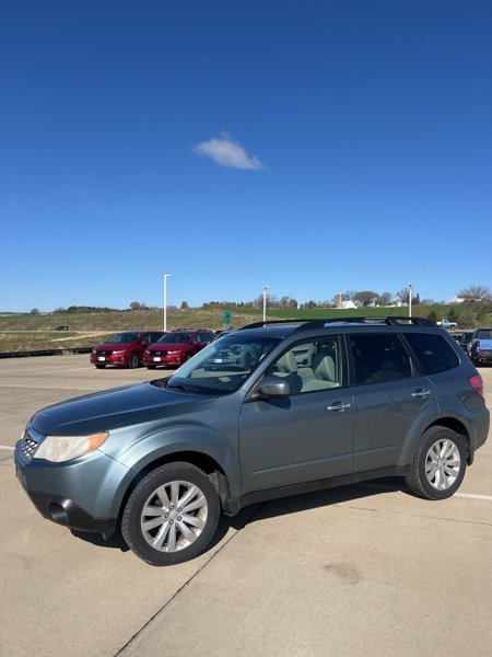 Used 2013 Subaru Forester 2.5X Premium image 1