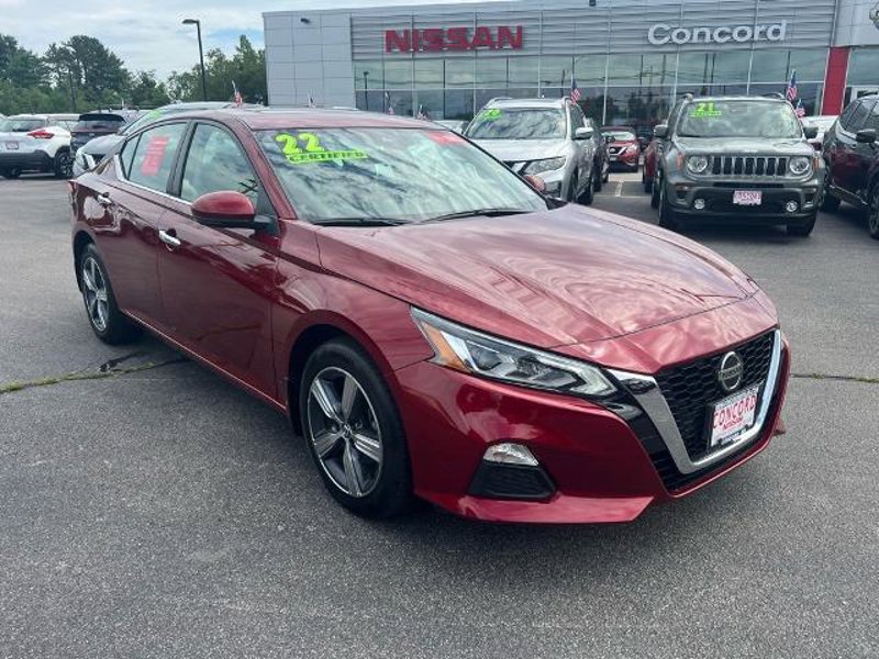 Certified 2022 Nissan Altima 2.5 SV w/ SV Premium Package image 1