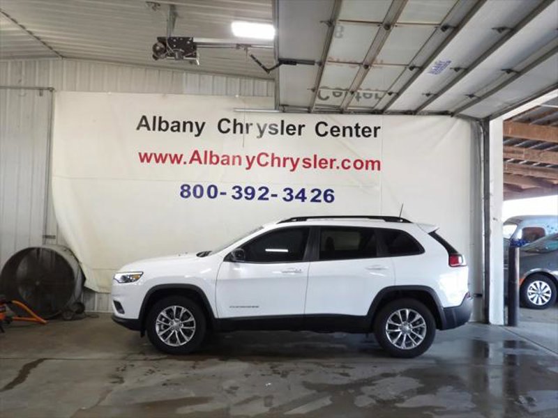 Certified 2022 Jeep Cherokee Latitude Lux image 1