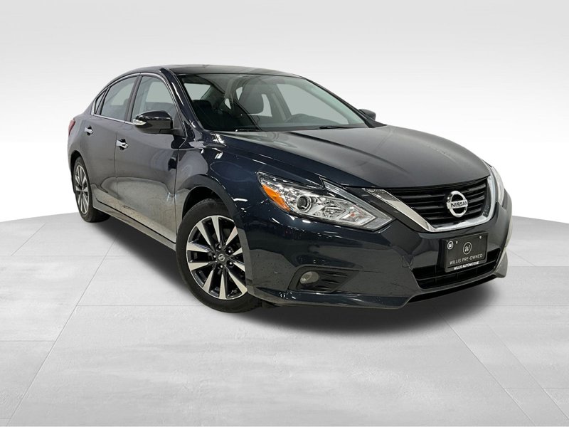 Used 2017 Nissan Altima 2.5 SV w/ Convenience Package image 1