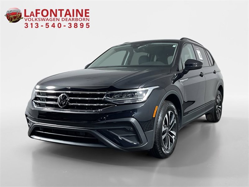 Certified 2023 Volkswagen Tiguan S image 1