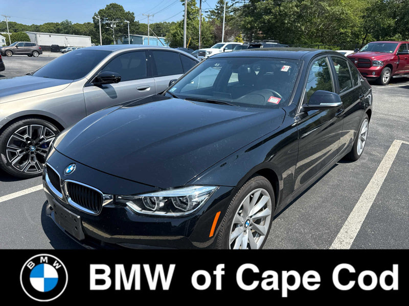 Used 2018 BMW 320i xDrive Sedan image 1
