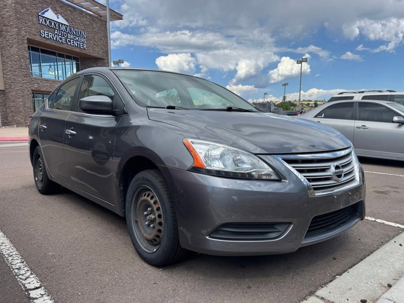 Used 2015 Nissan Sentra SV image 1