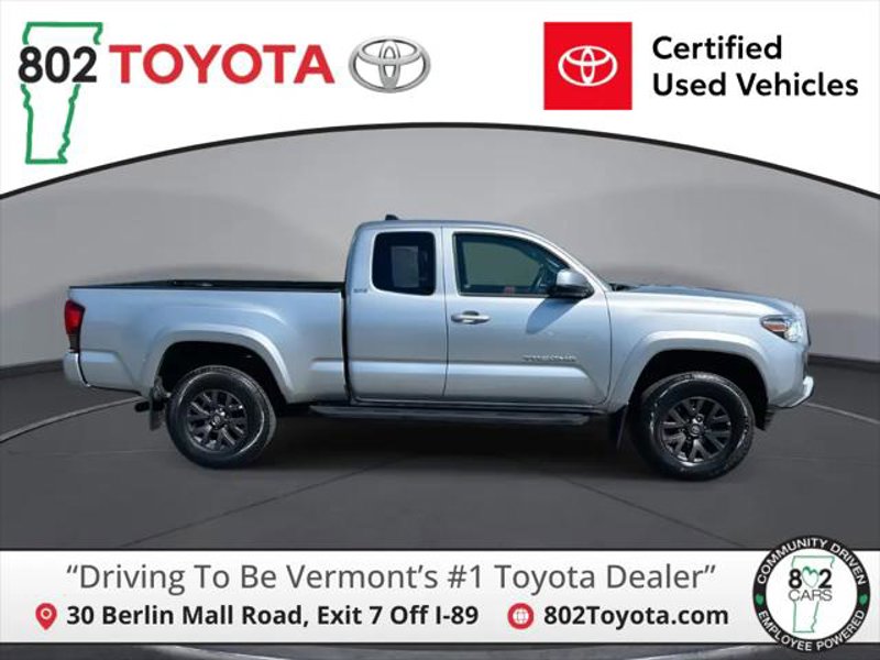 Certified 2022 Toyota Tacoma SR5 image 1