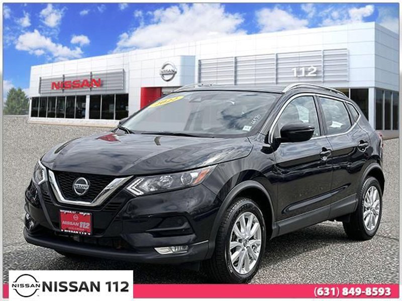 Certified 2022 Nissan Rogue Sport SV image 1