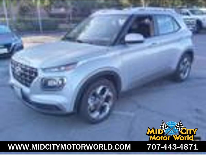 Used 2021 Hyundai Venue SEL image 1