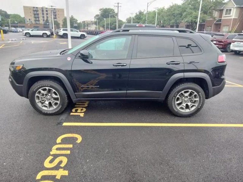 Certified 2022 Jeep Compass Limited image 1
