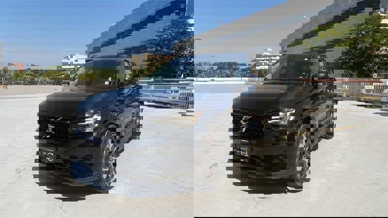 Certified 2023 Volvo XC40 B5 Plus w/ Driver Assist Package image 1