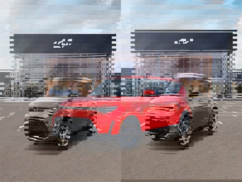 New 2025 Kia Soul LX image 1