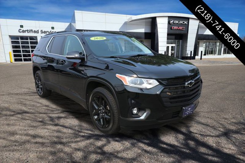 Used 2020 Chevrolet Traverse LT w/ LPO, Blackout Package image 1