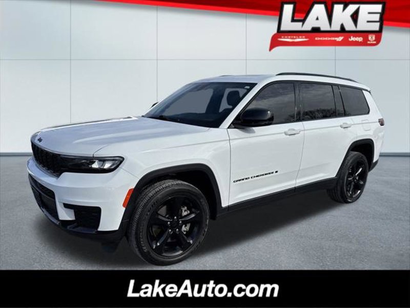 Certified 2021 Jeep Grand Cherokee L Laredo image 1