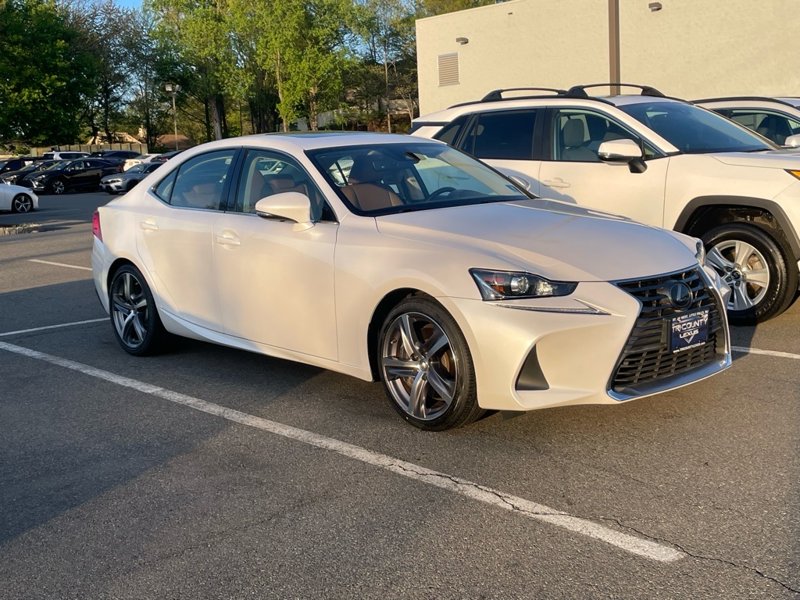 Used 2018 Lexus IS 300 AWD w/ Premium Package image 1