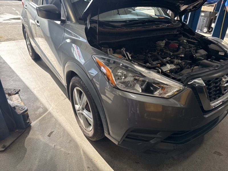 Certified 2020 Nissan Kicks S image 1