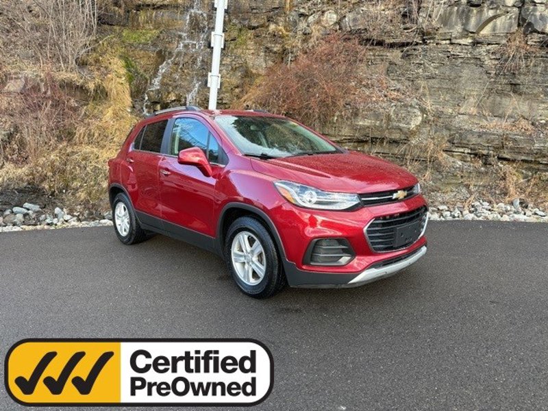 Certified 2020 Chevrolet Trax LT w/ LT Convenience Package image 1